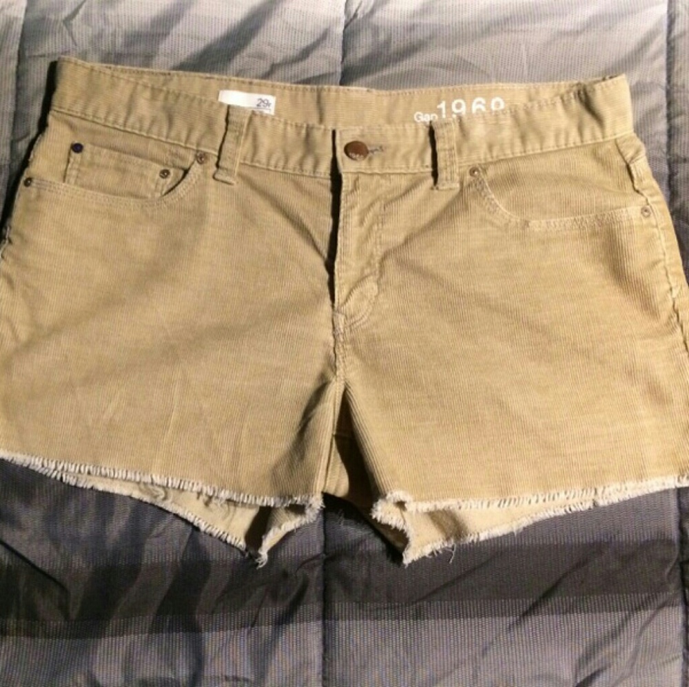 Gap sexy boyfriend shorts